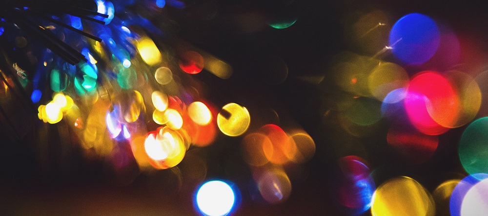 light-932340_1920