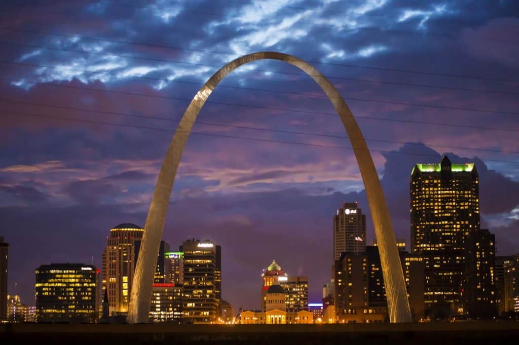 Saint Louis Gateway Arch at Dusk