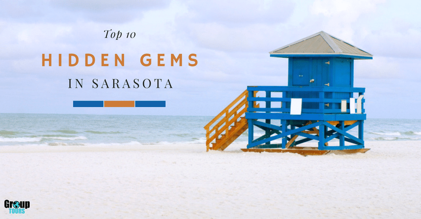 Top 10 Hidden Gems in Sarasota blog title next to blue lifeguard stand
